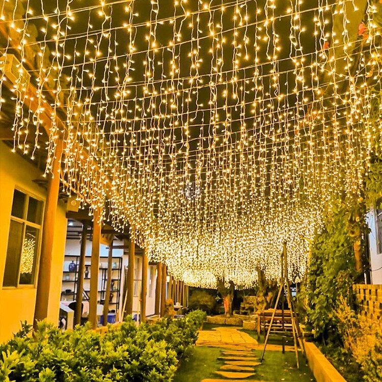 Duckkoko 400 LED Outdoor Curtain Lights String Lights Ceremony Birthday Christmas Balcony Roof Decorations